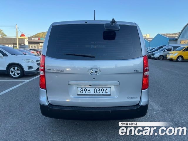 Hyundai Grand Starex Van 3-Seater Style 2020 — фото 6