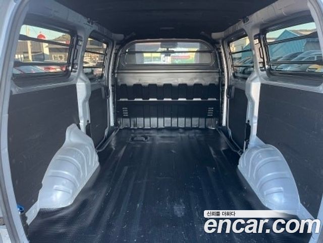 Hyundai Grand Starex Van 3-Seater Style 2020 — фото 8