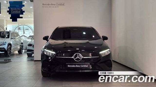 Mercedes-Benz A-Class (W177) A220 Hatchback 2026 — фото 3