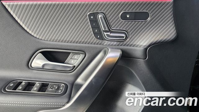 Mercedes-Benz A-Class (W177) A220 Hatchback 2026 — фото 18