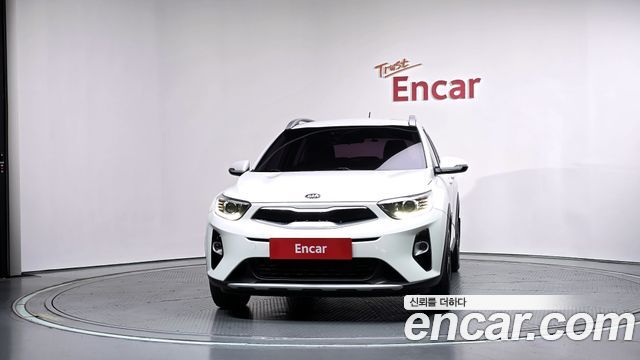 Kia Stonic 1.4 Trendy 2018 — фото 3