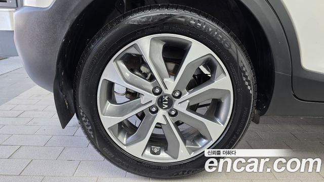 Kia Stonic 1.4 Trendy 2018 — фото 5