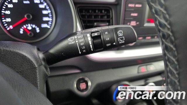 Kia Stonic 1.4 Trendy 2018 — фото 16
