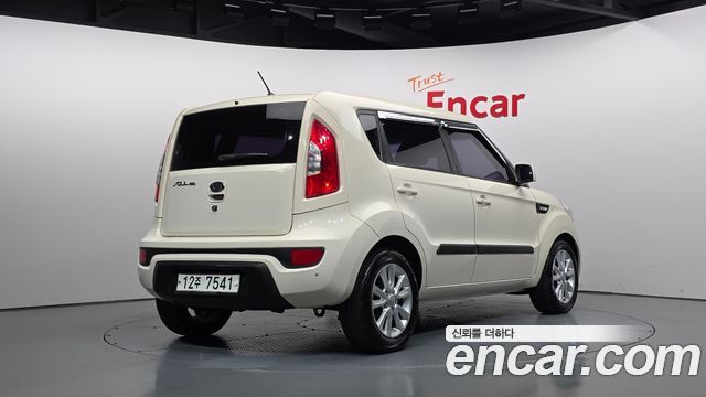 Kia Soul 1.6 GDI Luxury Standard 2012 — фото 2