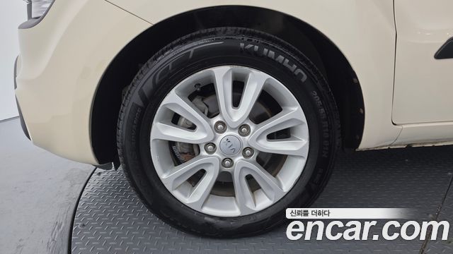 Kia Soul 1.6 GDI Luxury Standard 2012 — фото 5