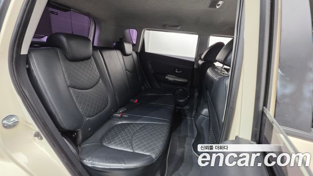 Kia Soul 1.6 GDI Luxury Standard 2012 — фото 19