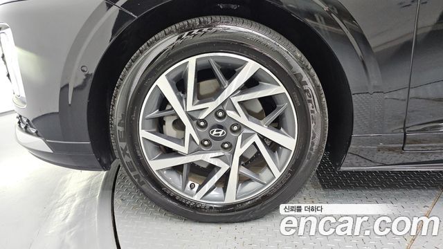 Hyundai Grandeur (GN7) 2,5 Gasoline 2WD Exclusive 2023 — фото 5