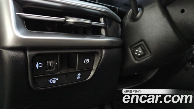 Hyundai Grandeur (GN7) 2,5 Gasoline 2WD Exclusive 2023 — фото 18