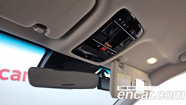 Hyundai Grandeur (GN7) 2,5 Gasoline 2WD Exclusive 2023 — фото 19