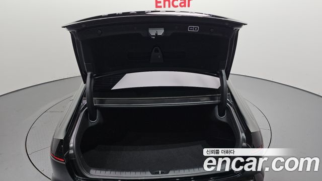 Hyundai Grandeur (GN7) 2,5 Gasoline 2WD Exclusive 2023 — фото 20