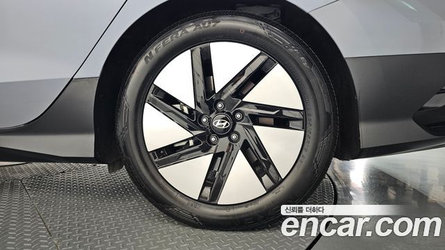 Hyundai Ioniq 6 Standard E-Value+ 2025 — фото 21