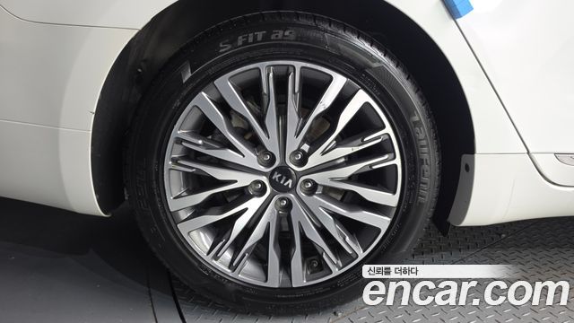 Kia K7 Premier 2.5 GDI Noblesse 2020 — фото 5