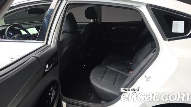 Kia K7 Premier 2.5 GDI Noblesse 2020 — фото 12