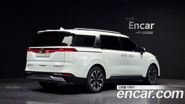Kia Carnival (IV) Diesel 7-Seater Signature 2021 — фото 2