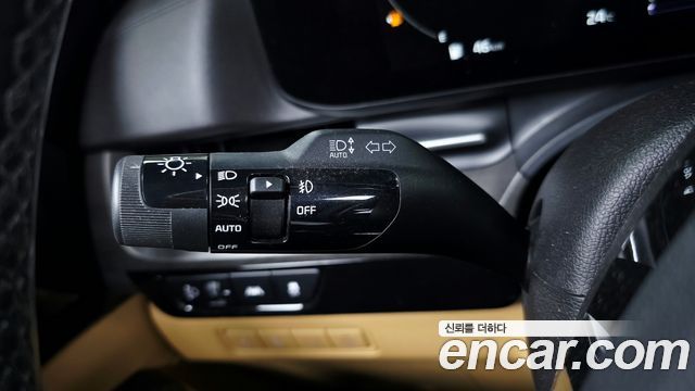 Kia Carnival (IV) Diesel 7-Seater Signature 2021 — фото 30
