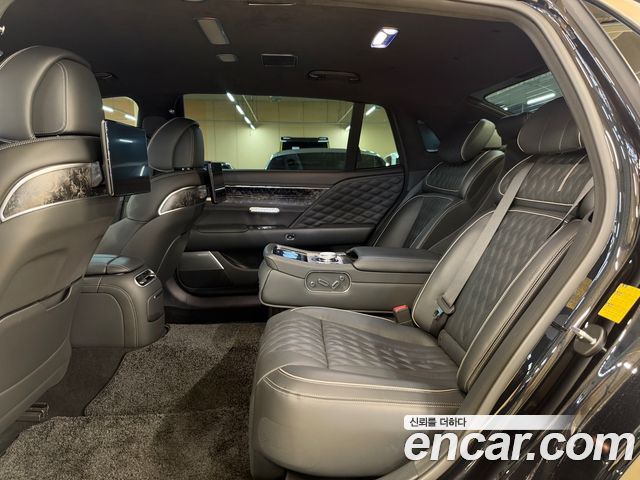 Genesis G90 (RS4) Gasoline 3.5 Turbo e-S/C AWD LWB 2023 — фото 18
