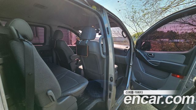 Hyundai Grand Starex 5-Seater VAN CVX Luxury 2017 — фото 14