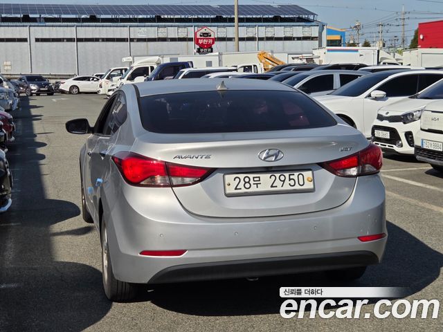 Hyundai Avante 1.6 VGT Smart Standard 2016 — фото 4