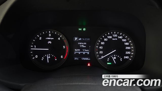 Hyundai Tucson Diesel 2.0 2WD Smart 2018 — фото 8