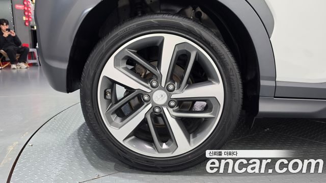 Hyundai Kona 1.6 Turbo 2WD Premium 2019 — фото 5
