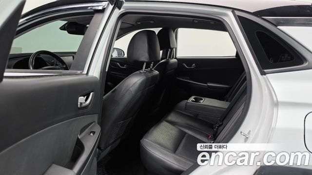 Hyundai Kona 1.6 Turbo 2WD Premium 2019 — фото 11