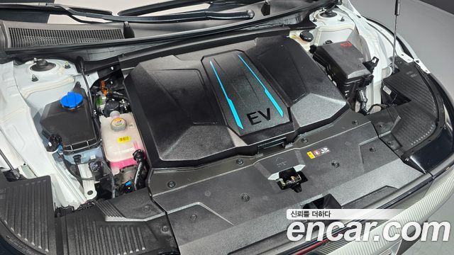 Hyundai Ioniq 5 Long Range Prestige 2025 — фото 6