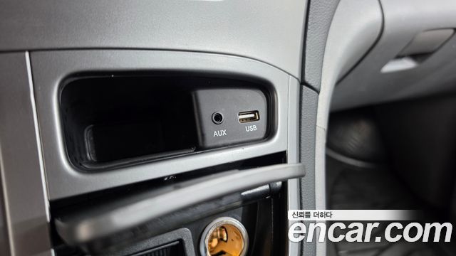 Hyundai Grand Starex Van 3-Seater Smart 2021 — фото 12
