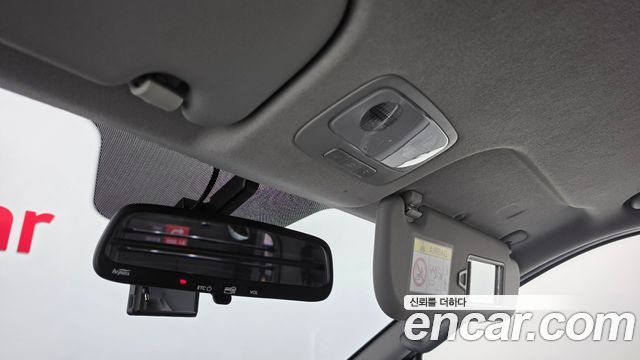 Hyundai Grand Starex Van 3-Seater Smart 2021 — фото 20