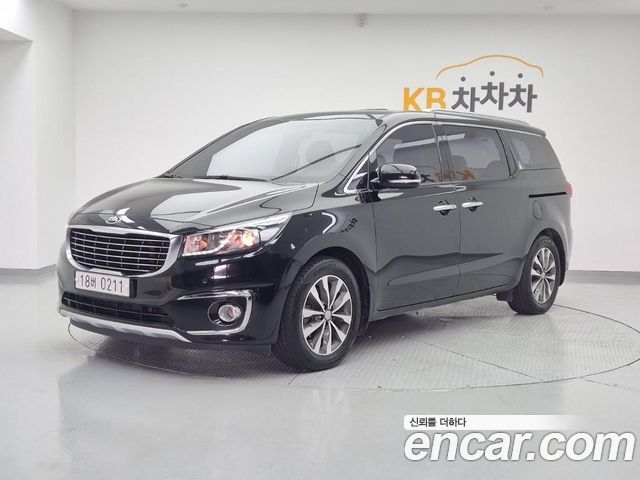 Kia Carnival 9-seater Luxury