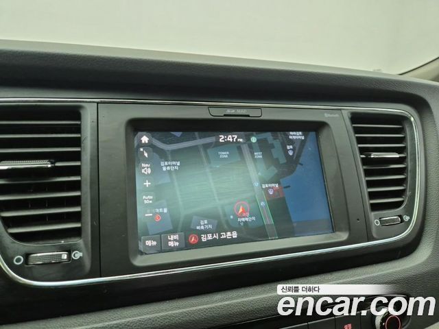 Kia Carnival 9-seater Luxury 2017 — фото 18
