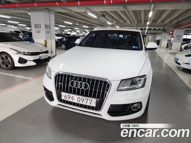 Audi Q5 35 TDI Quattro Dynamic 8R