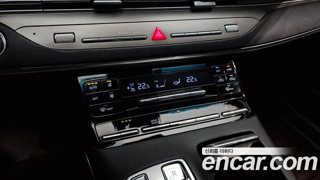 Hyundai Grandeur (IG) 2.5 Premium 2020 — фото 19