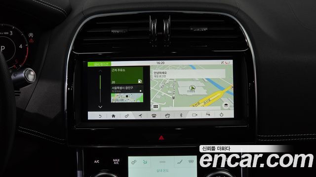 Jaguar XE D180 R-Dynamic S 2020 — фото 16