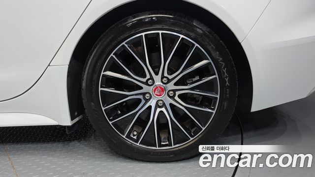 Jaguar XE D180 R-Dynamic S 2020 — фото 27