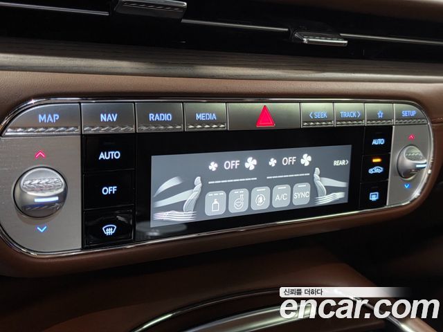 Genesis G90 (RS4) Gasoline 3.5 Turbo e-S/C AWD LWB 2023 — фото 19