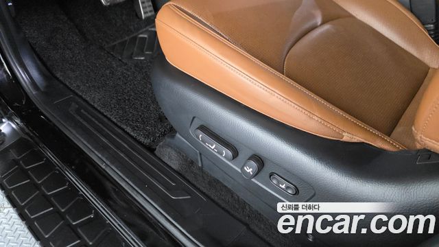 Kia Mohave The Master Diesel 3.0 4WD 6-Seater Platinum 2022 — фото 27