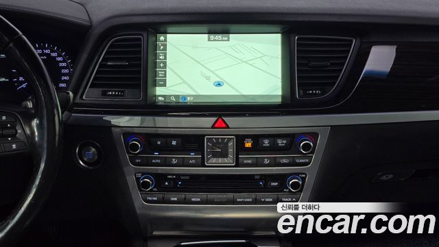 Genesis G80 3.3 GDI Premium Luxury 2018 — фото 17