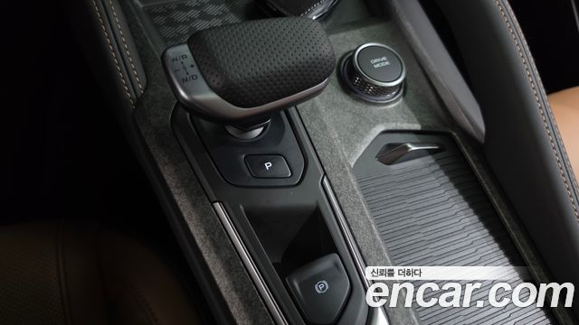 Renault Korea Filante 1.5 E-Tech Iconic 2WD 2027 — фото 9