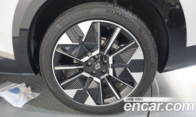 Renault Korea Filante 1.5 E-Tech Iconic 2WD 2027 — фото 21