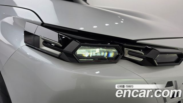 Renault Korea Filante 1.5 E-Tech Iconic 2WD 2027 — фото 22