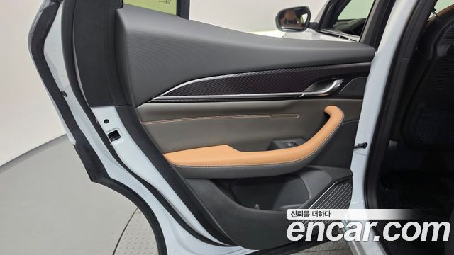 Renault Korea Filante 1.5 E-Tech Iconic 2WD 2027 — фото 25