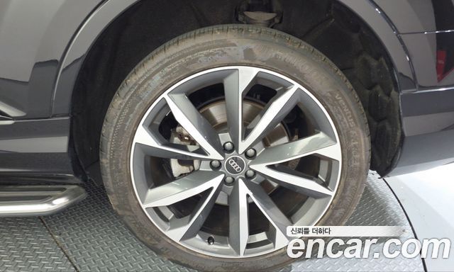 Audi Q7 (4M) 50 TDI Quattro Premium 2023 — фото 21