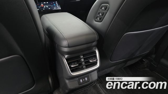 Hyundai Grandeur (GN7) 3.5 Gasoline 2WD Exclusive 2026 — фото 31