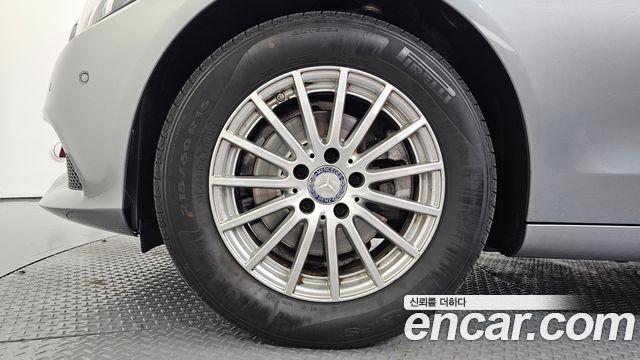 Mercedes-Benz C-Class (W205) C200 2015 — фото 5