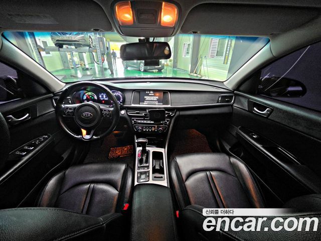Kia K5 Hybrid (II) Noblesse 2018 — фото 16