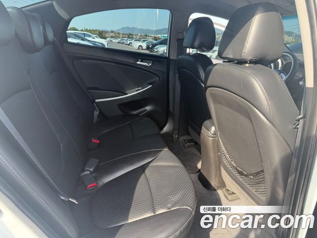 Hyundai Accent (New) 1.4 VVT Modern 2014 — фото 17