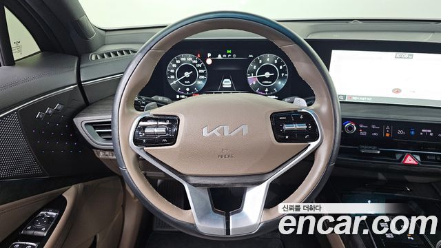 Kia K8 2.5 Gasoline 2WD Noblesse 2023 — фото 14
