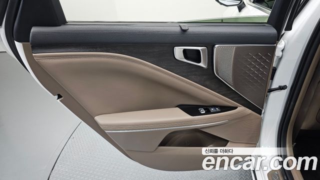 Kia K8 2.5 Gasoline 2WD Noblesse 2023 — фото 25