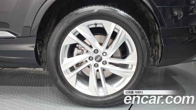Audi Q7 (4M) 45 TDI Quattro Premium 2021 — фото 21