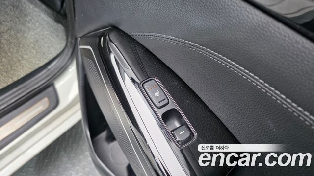 Kia K7 3.0 LPI Luxury (Rental Car) 2016 — фото 23
